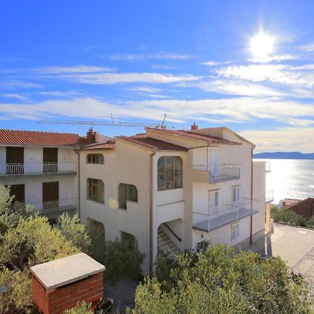 Apartments With A Parking Space Brela, Makarska - 18495 Экстерьер фото