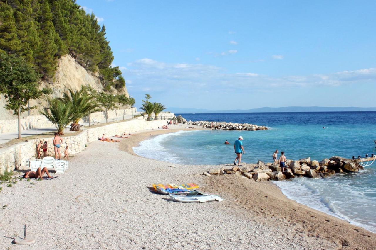 Apartments With A Parking Space Brela, Makarska - 18495 Экстерьер фото
