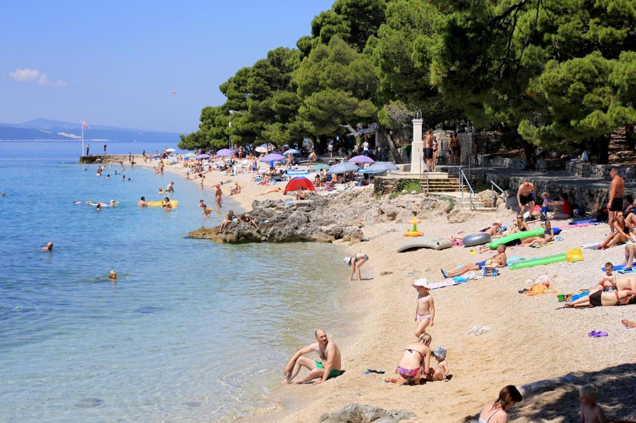 Apartments With A Parking Space Brela, Makarska - 18495 Экстерьер фото