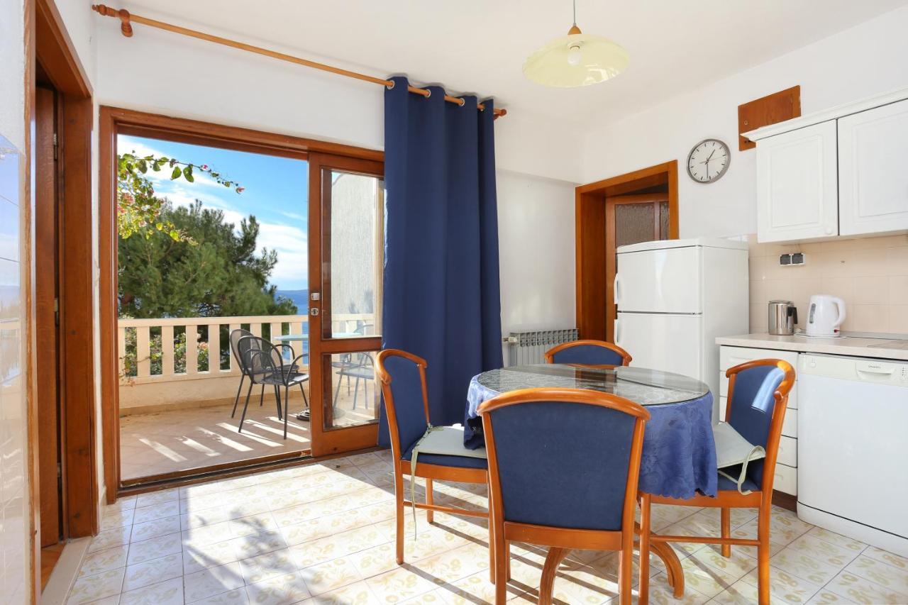 Apartments With A Parking Space Brela, Makarska - 18495 Экстерьер фото