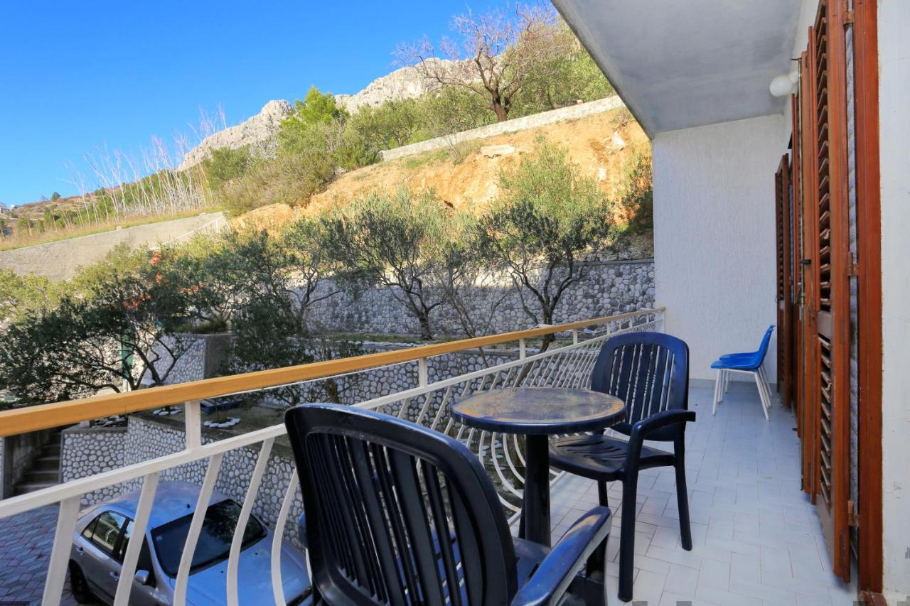 Apartments With A Parking Space Brela, Makarska - 18495 Экстерьер фото